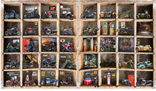Lade das Bild in den Galerie-Viewer, Wandbild Fototapete Poster Motorräder Setzkasten Holz WAB120
