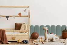 Lade das Bild in den Galerie-Viewer, Wandkissen Minze 30cm