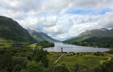 Lade das Bild in den Galerie-Viewer, Wandbild SCHOTTLAND Fototapete Poster XL Tapete Natur Glenfinnan See WA89LI
