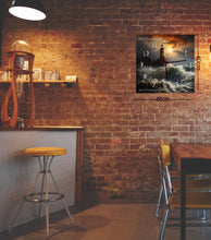 Lade das Bild in den Galerie-Viewer, Wanduhr leuchtturm-sturm-blitz + dein Wunschtext - Quarzuhr UH134
