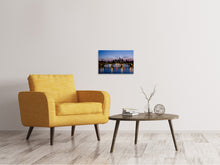 Lade das Bild in den Galerie-Viewer, Leinwandbild Skyline in romantischer Stimmung
