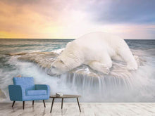 Lade das Bild in den Galerie-Viewer, Fototapete Der Eisbär und das Meer

