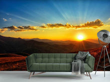 Lade das Bild in den Galerie-Viewer, Fototapete Sonnenuntergang in der Welt der Berge
