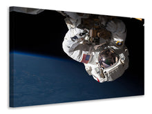 Lade das Bild in den Galerie-Viewer, Leinwandbild Astronaut in XL
