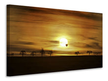 Lade das Bild in den Galerie-Viewer, Leinwandbild Sonnenuntergang mit Heissluft Ballon

